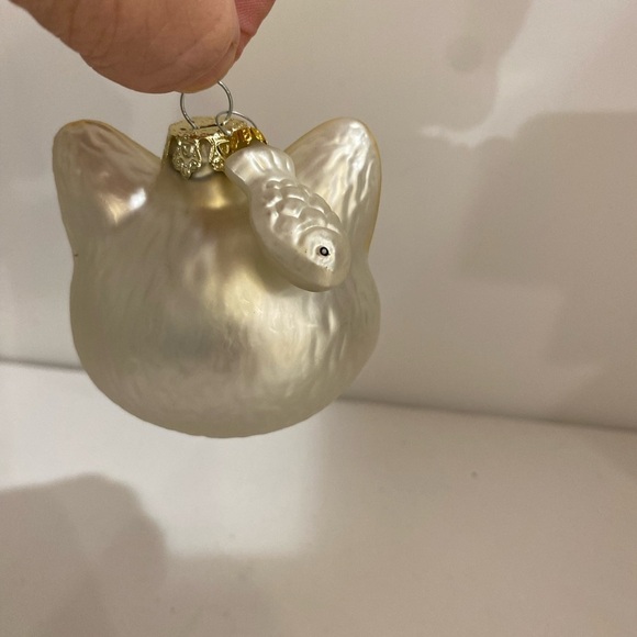 Cat Blown Glass Ornament with Fish (DP) - Picture 10 of 13